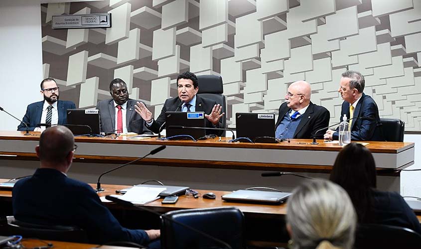 Julgamento sobre drogas no Supremo reacende debate no Senado 