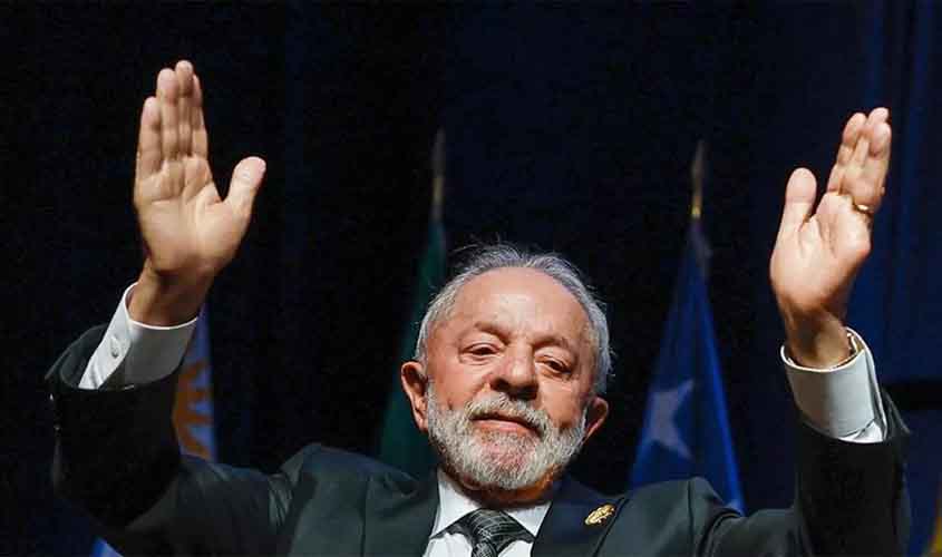 Brasil de cabeça erguida