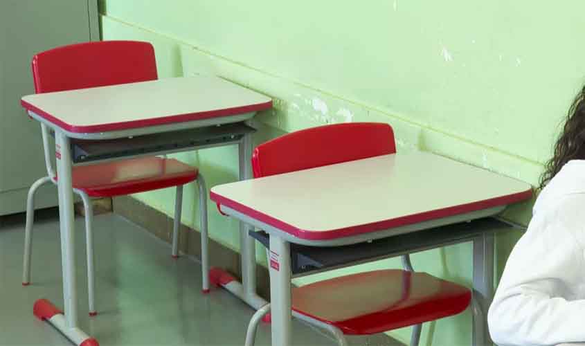 Rondônia descumpre carga horária mínima no Ensino Médio