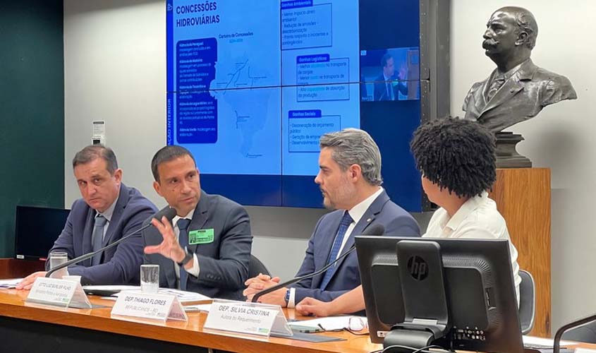 Ministério detalha benefícios da hidrovia do Rio Madeira