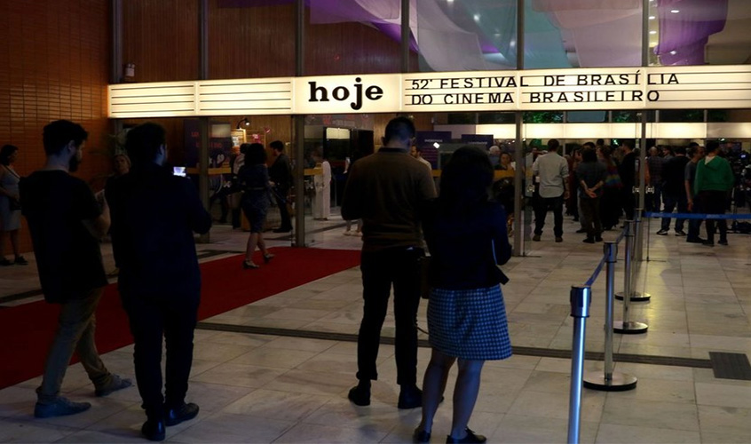 Bolsonaro veta integralmente projeto que prorrogava incentivos ao cinema