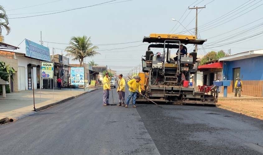 Prefeitura ultrapassa meta de 150 quilômetros de asfalto em Porto Velho durante o ano
