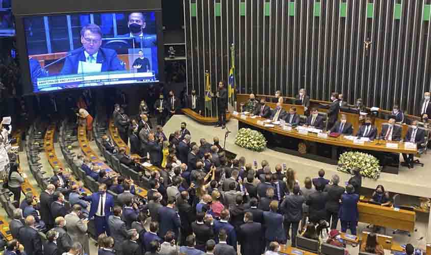 Bolsonaro pede aprovação de reformas em mensagem ao Congresso Nacional