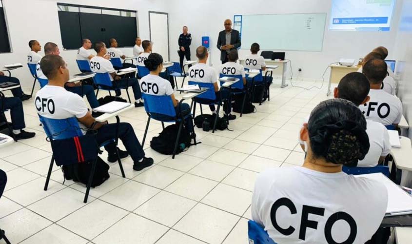 Presidente do TCE-RO realiza palestra sobre Ética e Moral para futuros oficiais da PM-RO