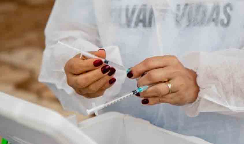 Município recebe mais vacinas contra covid-19, veja perspectiva da vacinação