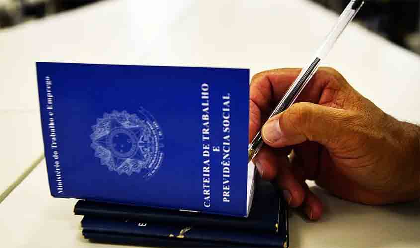 FGTS: Governo anuncia liberação de R$ 12 bi para trabalhadores demitidos optantes pelo saque-aniversário