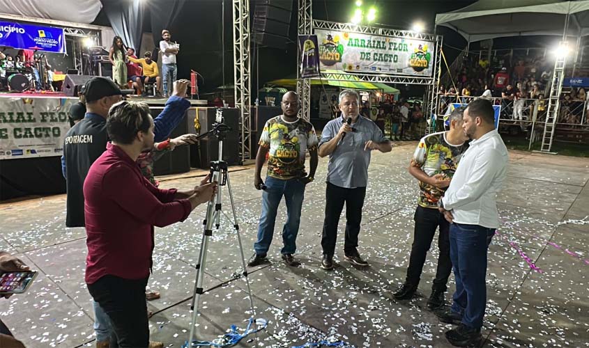 Vereador Fogaça prestigia Arraial Flor do Cacto e destaca identidade cultural do evento com a Zona Sul 