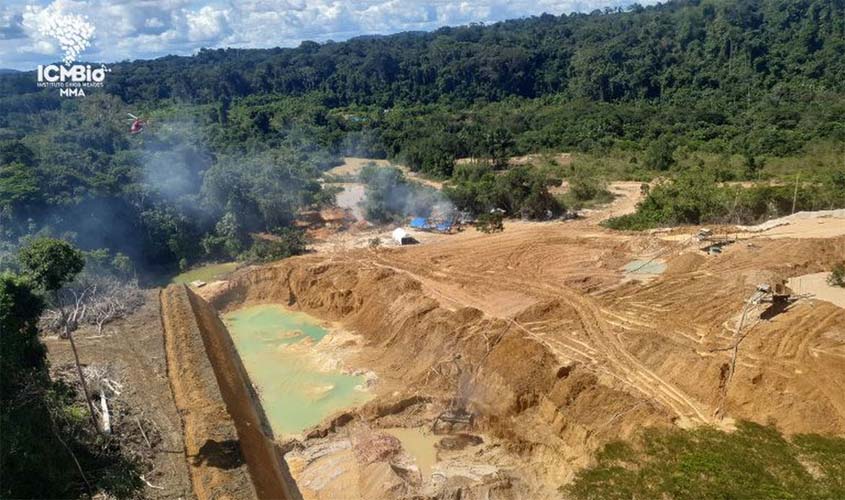 Garimpo ilegal devasta área de 118 hectares em Rondônia e no Amazonas