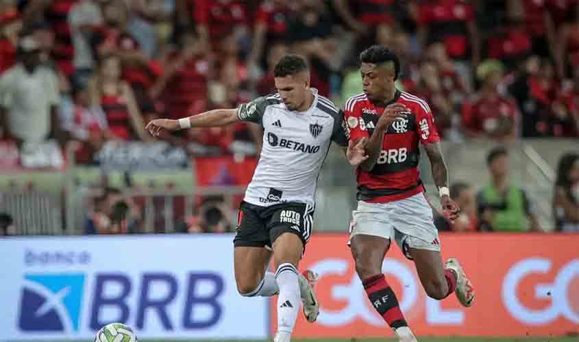 Líder do Brasileiro, Flamengo enfrenta Atlético-MG em Belo Horizonte