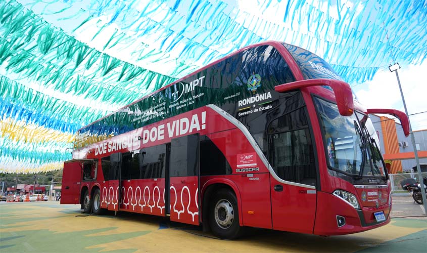 Unidade móvel da Fhemeron atende doadores na Rua do Hexa