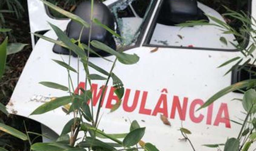 Polícia localiza ambulância que pode ter sido usada em roubo de ouro