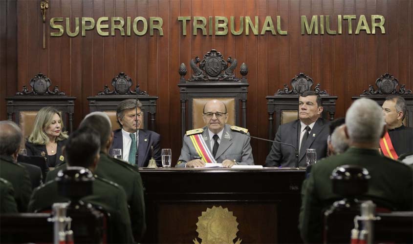 Superior Tribunal Militar empossa novo presidente