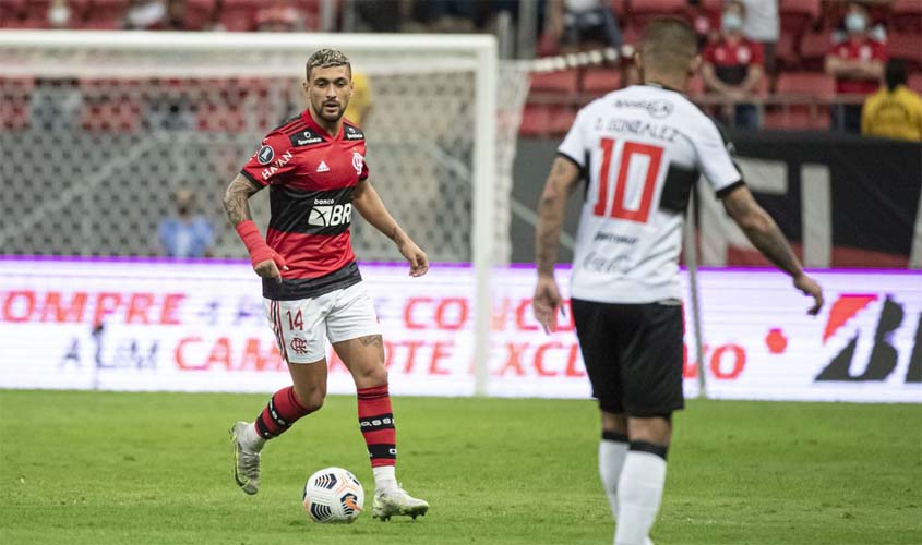 Flamengo recebe Olimpia no Maracanã pelas oitavas da Libertadores