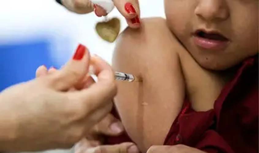 Multivacinação 2026 atualiza caderneta infantil e juvenil