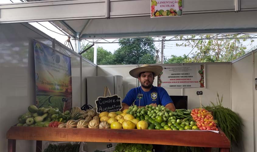 Produtores que fornecem alimentos para merenda escolar participam da Portoagro