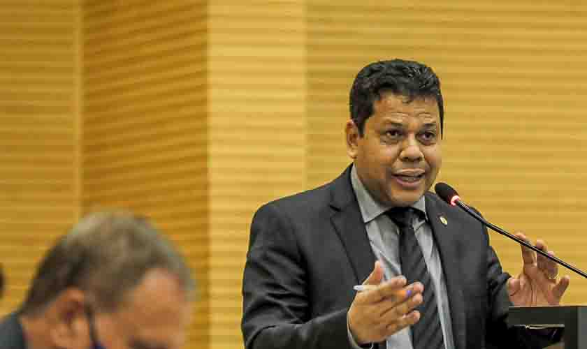 Deputado Jair Montes indica ao Governo a inclusão dos produtores das linhas de Nova Mamoré e Guajará-Mirim na distribuição de calcário