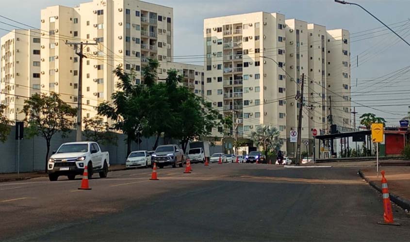 Prefeitura reforça atenção à nova sinalização em trecho da Avenida Anysio da Rocha