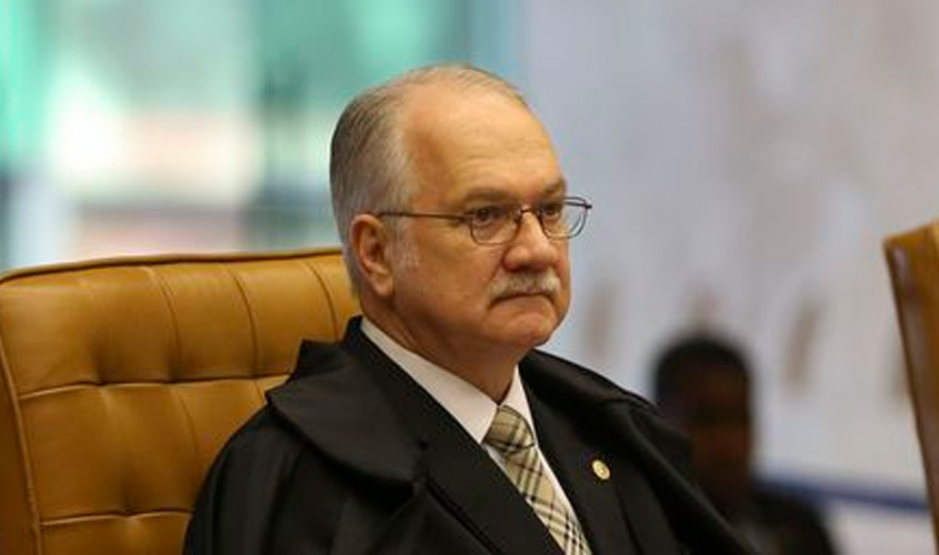 STF mantém Fachin como relator de pedido para suspender afastamento de Aécio