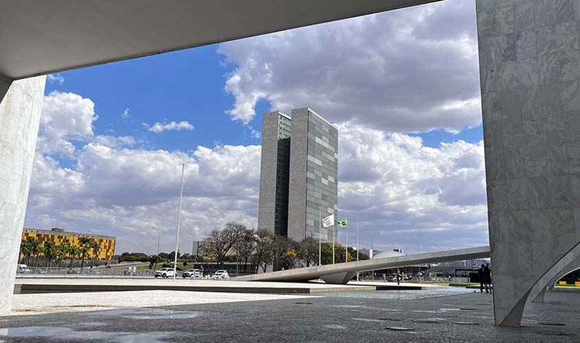 Sancionadas regras sobre idade mínima para cargos eletivos