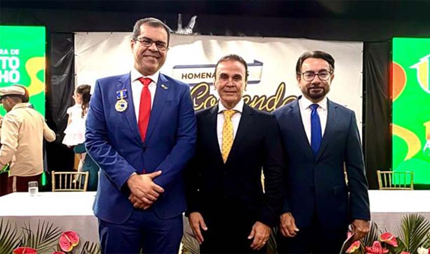 Integrantes do MPRO recebem maior comenda de Porto Velho