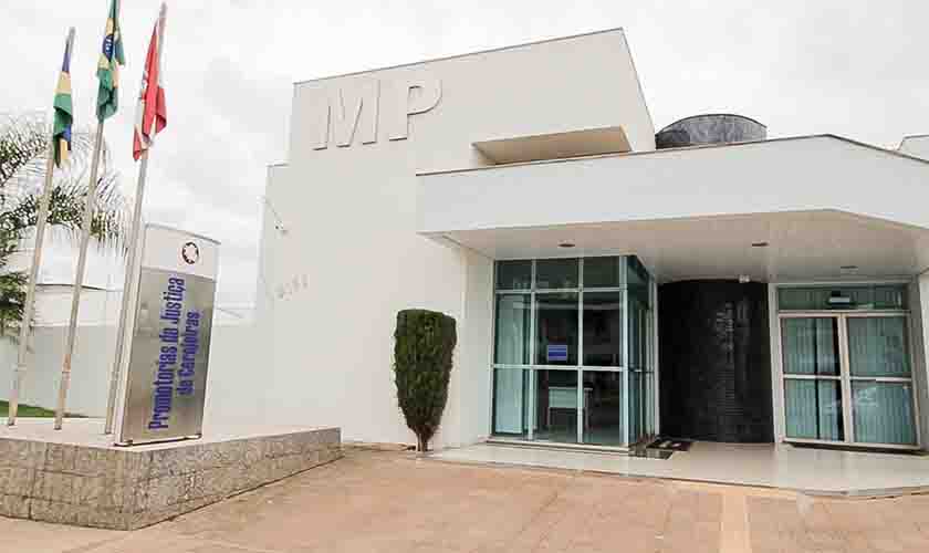 MP recomenda que Câmara exonere servidores ocupantes de cargos em comissão em situação irregular