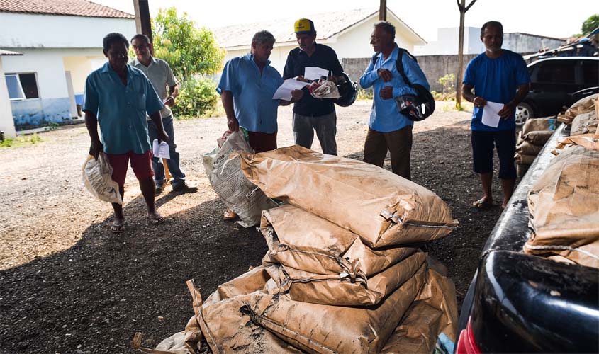 Pequenos produtores são beneficiados com fertilizantes