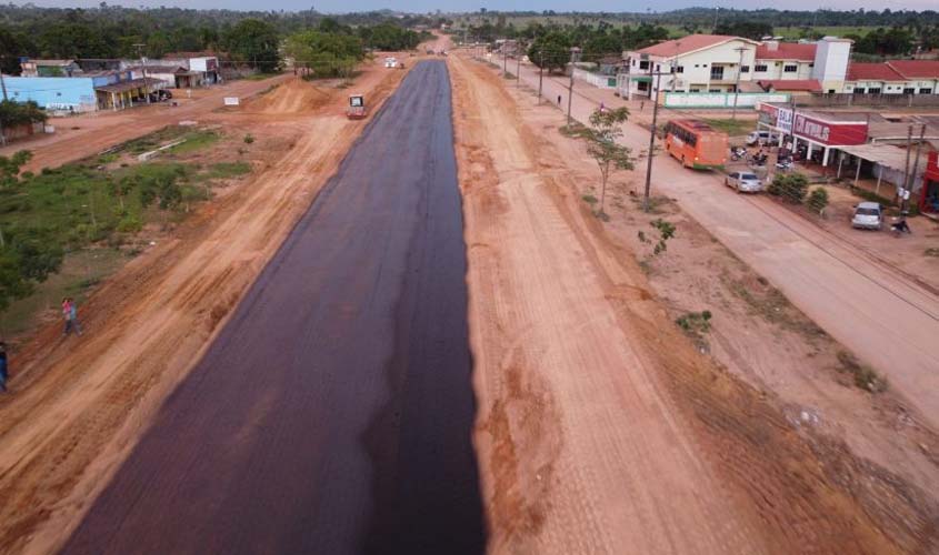 DER investe na infraestrutura com microrrevestimento no distrito de Nova Dimensão