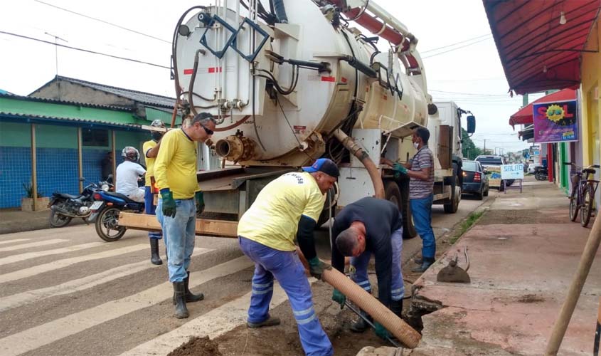 Hidrojato reforça limpeza de drenagem em Porto Velho