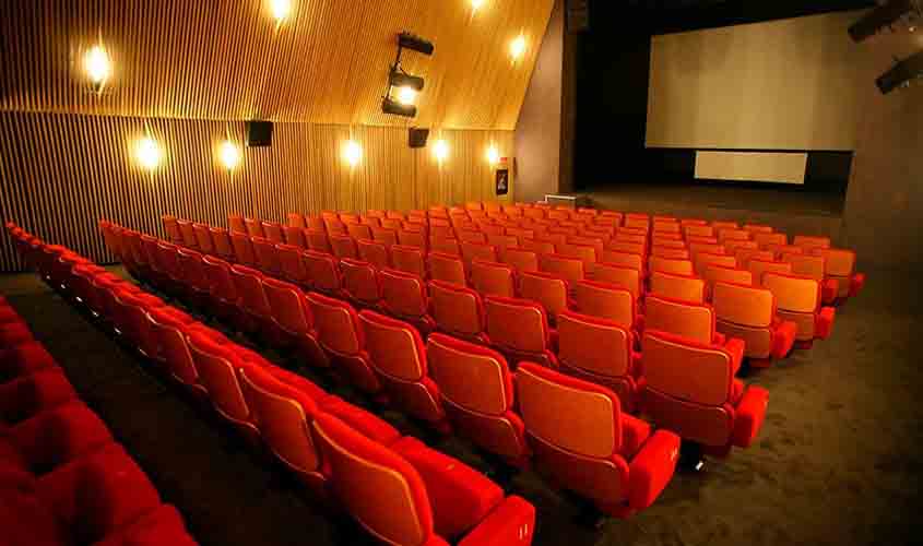 MP prorroga prazo para acessibilidade em salas de cinema  