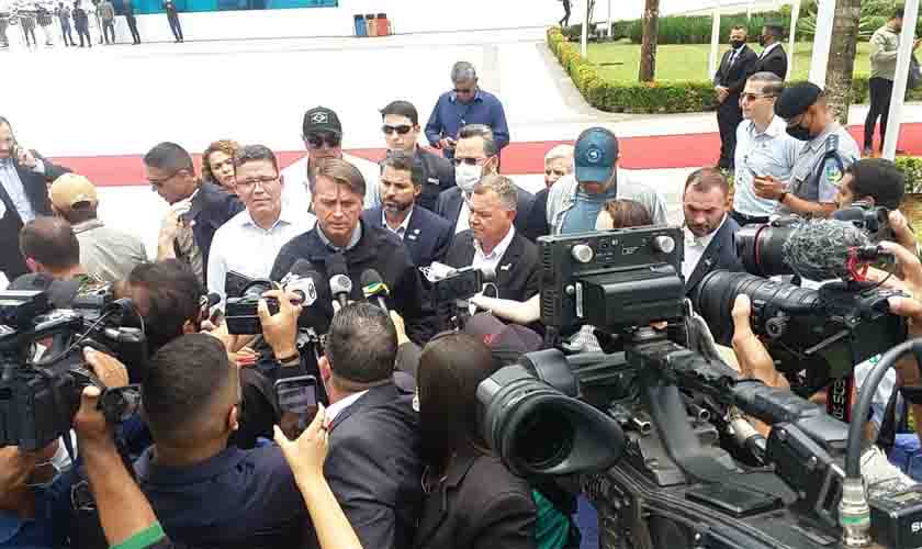 Bolsonaro e Presidente do Peru assinam declaração para construção de agenda bilateral