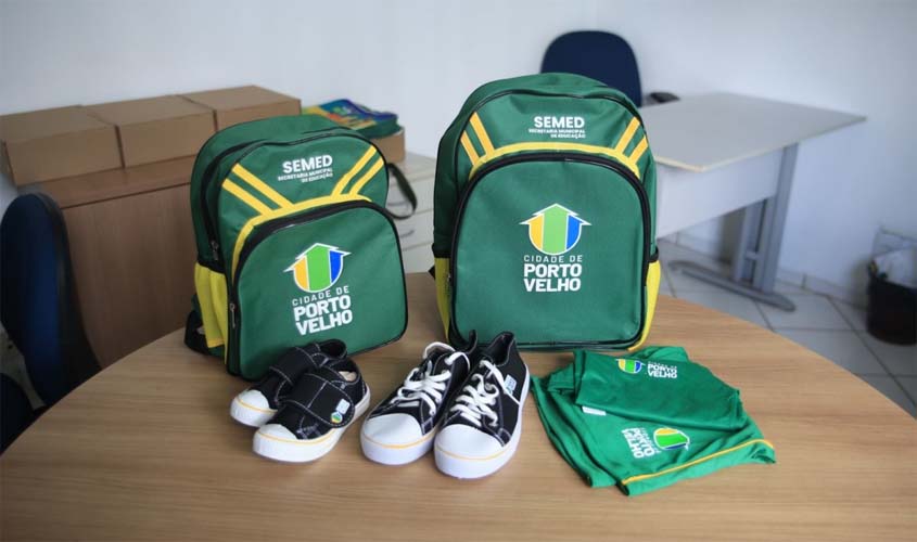 Kits escolares serão entregues a alunos da rede municipal
