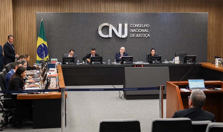 Plenário do CNJ mantém afastamento de desembargador