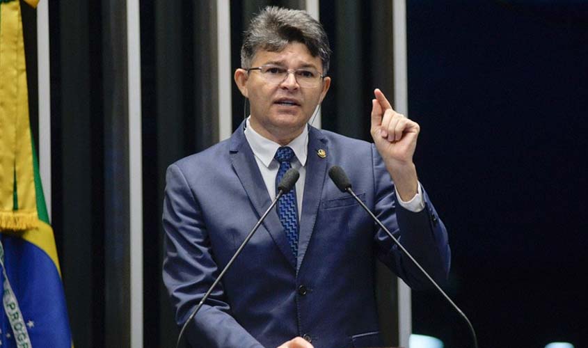 José Medeiros diz que o PT tenta transformar caso pessoal de Lula em problema nacional