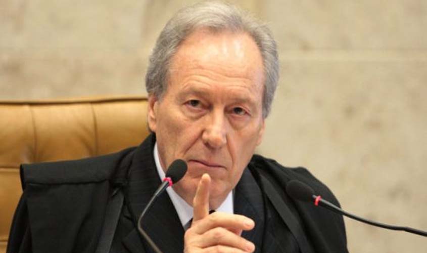 Foro: ação contra parlamentares a outra instância depende do relator