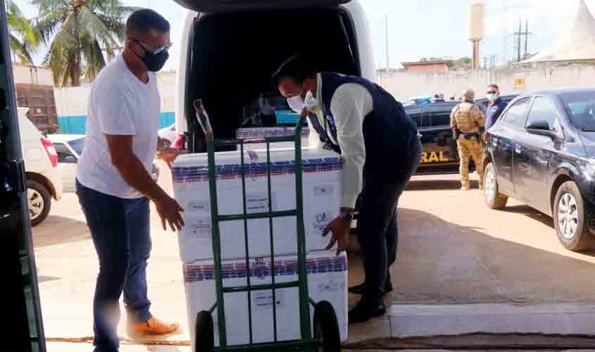 Ministério da Saúde envia a 17ª remessa de vacinas contra covid-19 para Rondônia