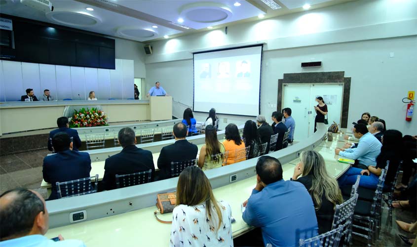 Escola do Legislativo apresenta novos cursos disponíveis para população em maio e junho