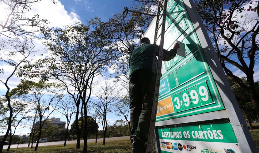 Informações sobre preços do diesel ainda não estão em todos os postos