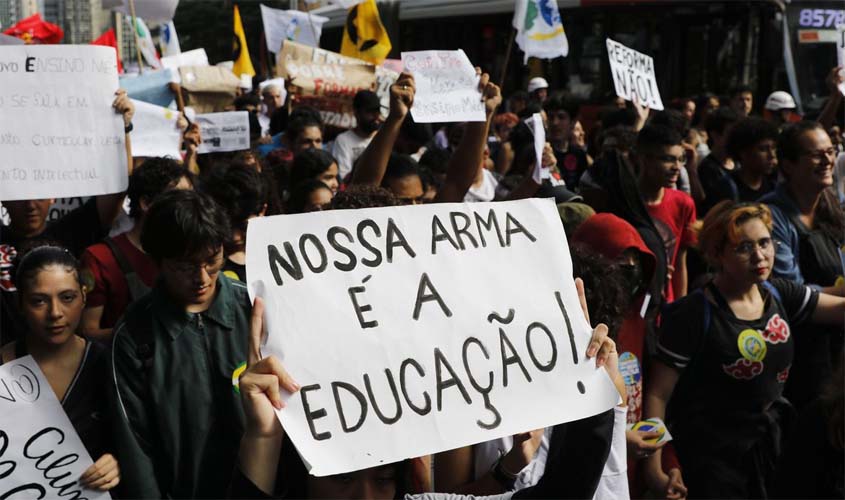 Secretários de Educação levam ao MEC proposta para Novo Ensino Médio