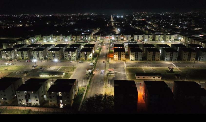 Residenciais populares ganham luminárias de LED em Porto Velho