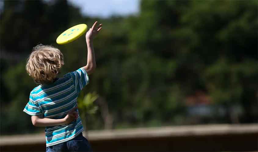 Apesar de proibição, 29% admitem palmadas e beliscões em crianças