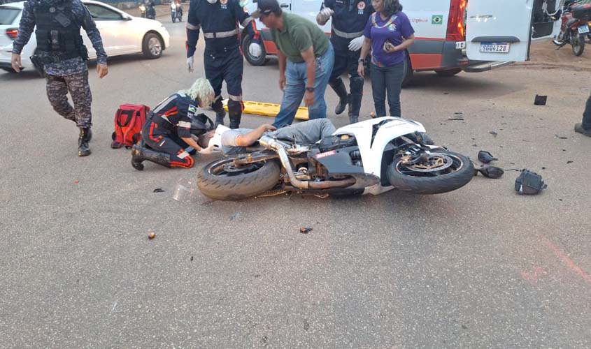 Motociclista fica ferido em colisão com caminhonete em Porto Velho