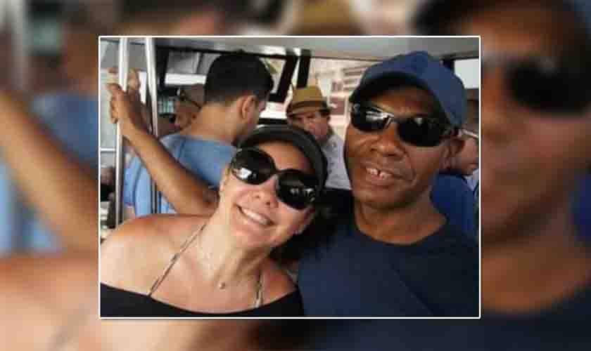Ex-esposa de Bolsonaro forjou roubo de carro para receber dinheiro do seguro, diz ex-funcionário da família