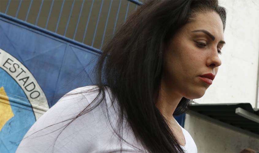 Acusada da morte do filho, Monique Medeiros é transferida de presídio