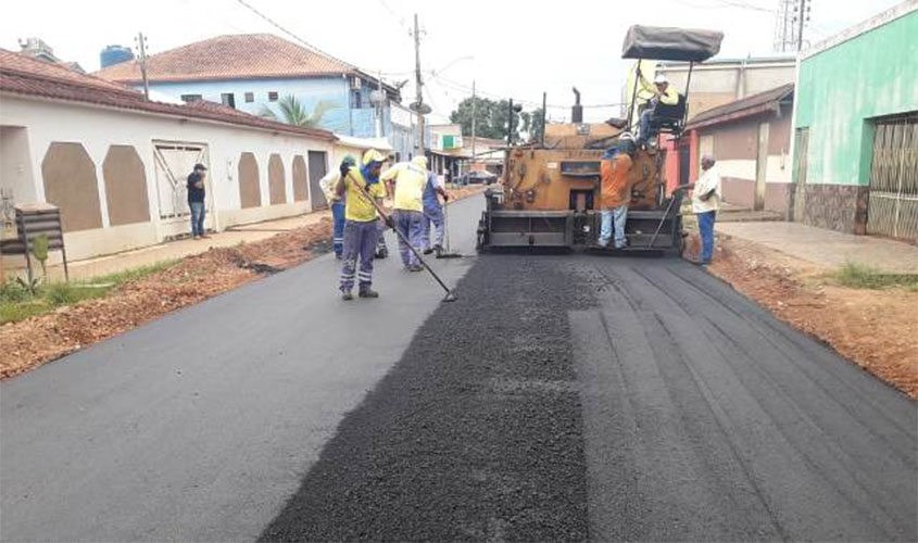 Máquina usada para pavimentar asfalto é furtada na zona sul de Porto Velho. Vídeo