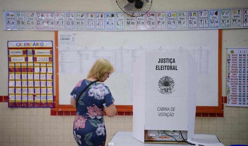 Nova lei muda idade mínima para candidatos a cargos eletivos