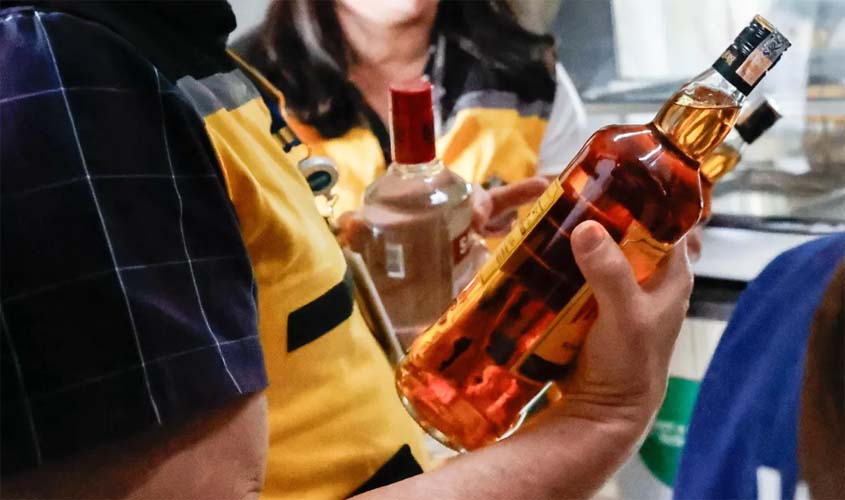 Idec alerta sobre riscos das bebidas adulteradas com metanol