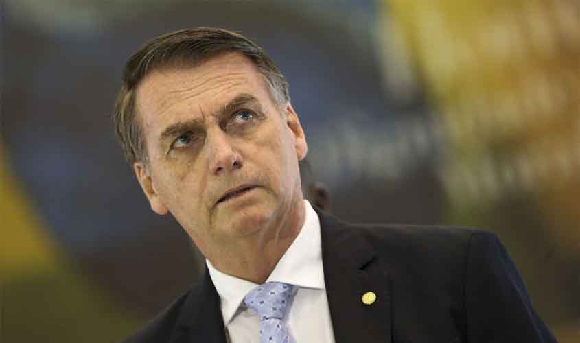 Bolsonaro chega a Brasília e avalia nomes para o Meio Ambiente