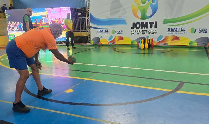 Idosos se destacam no início dos Jogos da Terceira Idade