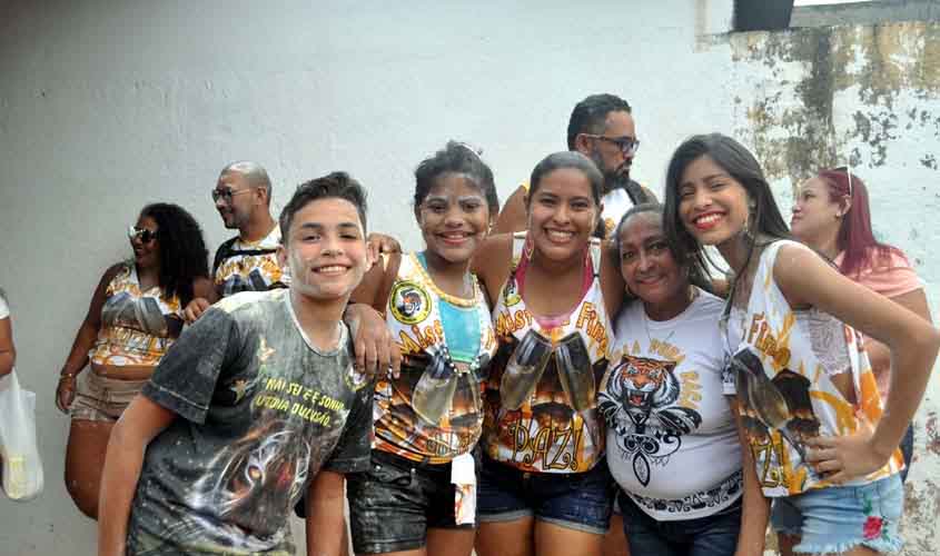 Bloco Mistura Fina - Confira dezenas de fotos