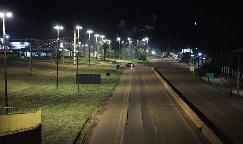 Prefeitura inaugura iluminação de LED na entrada da cidade